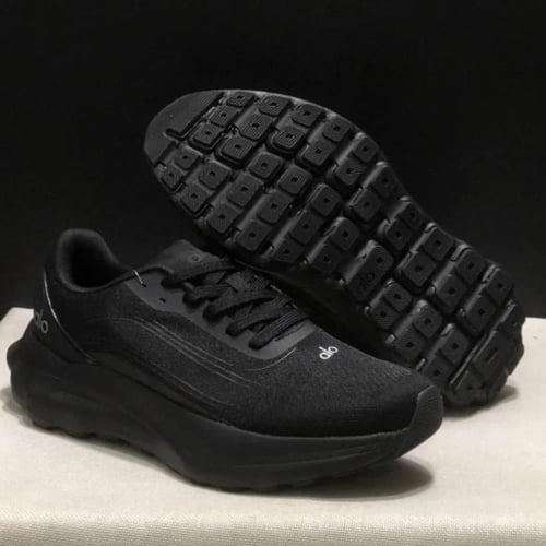 ALO Yoga RUNNER Black