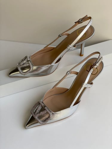 Valentino Garavani 80mm V Logo Slingback Pumps Sil...