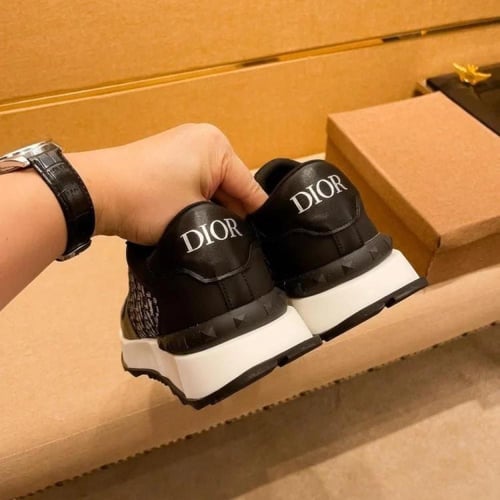 Dior B27 Low-Top Black Sneaker