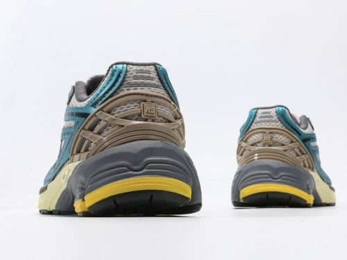 NEW BALANCE 1906 Sneakers White/Blue/Grey