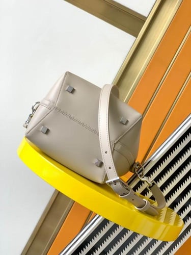 SAINTLAURENT Le 37 Bag-Blanc Vintage