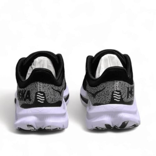 Hoka One One Kawana Black & white