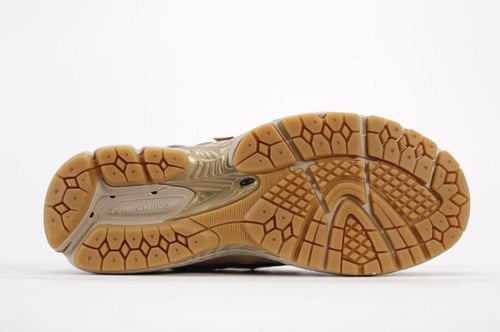 NEW BALANCE 1906 Sneakers Desert