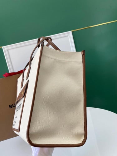 Burberry tote bag