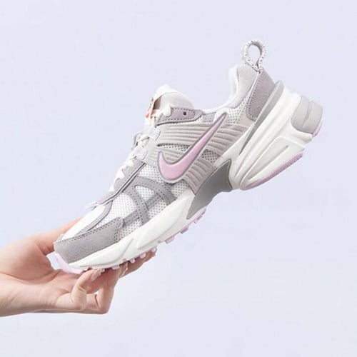 Nike Wmns V2K Run 'Valentine's Day 2025'