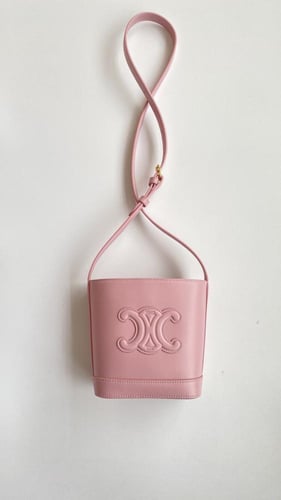 CELINE SMALL BUCKET CUIR TRIOMPHE-Pink