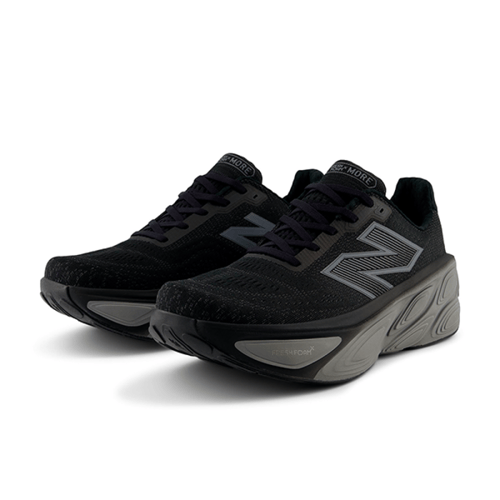 New Balance Fresh Foam X More 5 Sneaker Black grey