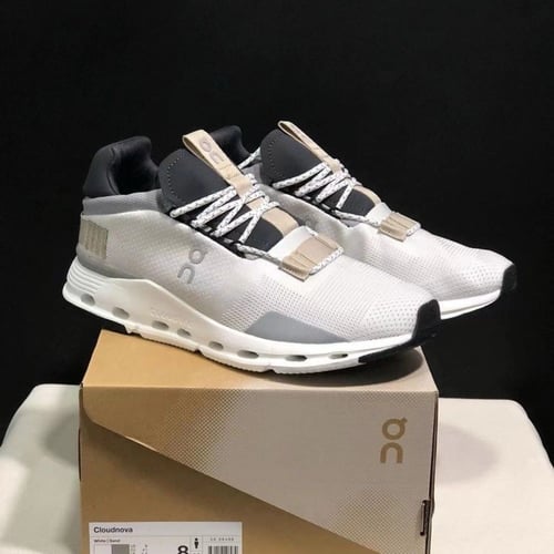 On running Cloudnova Form Sneaker in white & grey