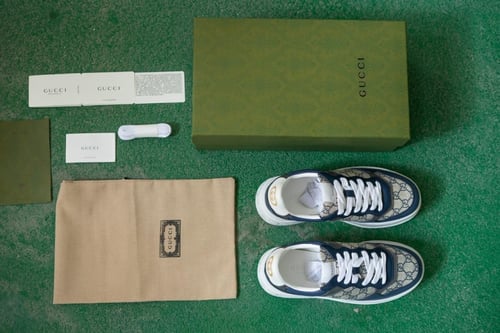 GUCCI GG Supreme Sneakers