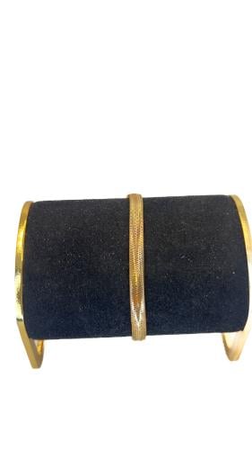 أسواره مطاط