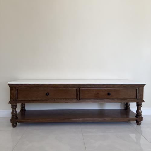 طاولة تلفزيون ريم