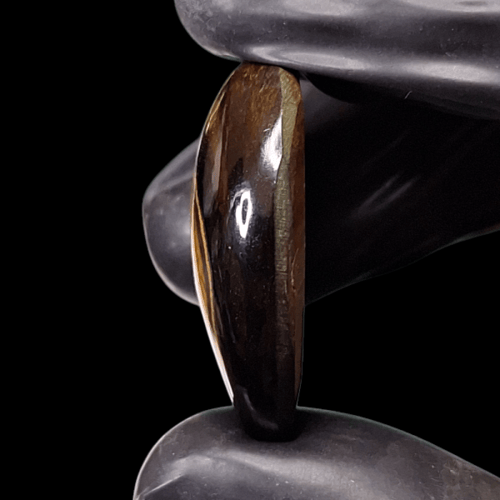 حجر عين النمر الطبيعي مفحوص و موثق بشهادة مختبر