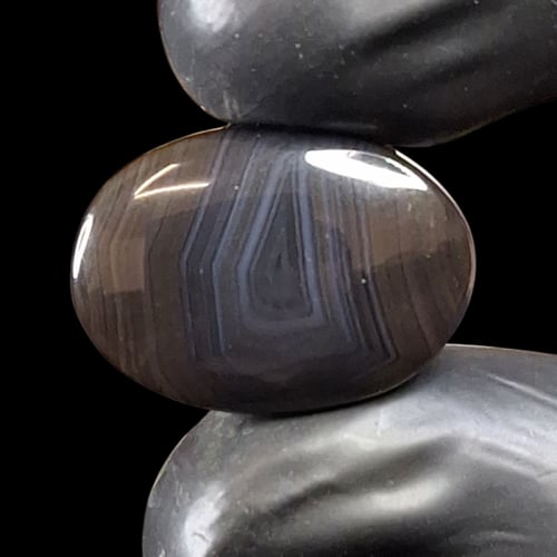 حجر عقيق جزع تمري طبيعي