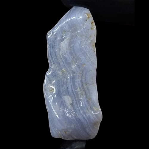 حجر عقيق ازرق سماوي خام تحفة للاقتناء او الاهداء