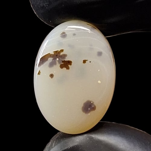 حجر عقيق شجري طبيعي