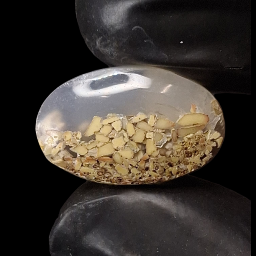 حجر عقيق طبيعي تشكيل متعدد اللون