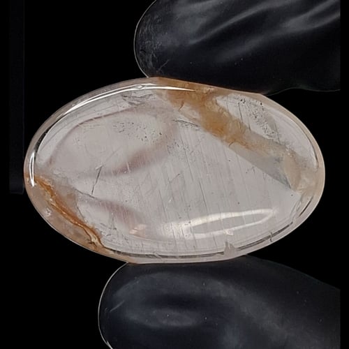 حجر كوارتز (او ما يسمي در او روك كريستال ) طبيعي م...