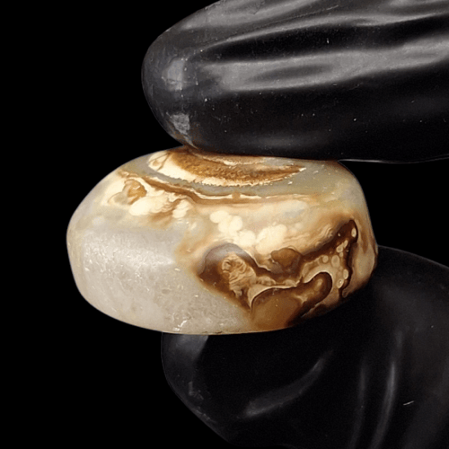 حجر عقيق بافوري مصور طبيعي