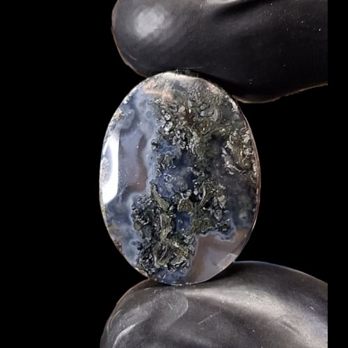 حجر عقيق طبيعي مصور طائر وديك طبيعي