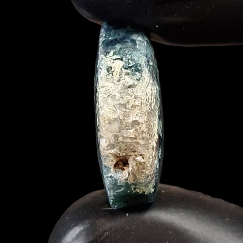 حجر عقيق طحلبي طبيعي