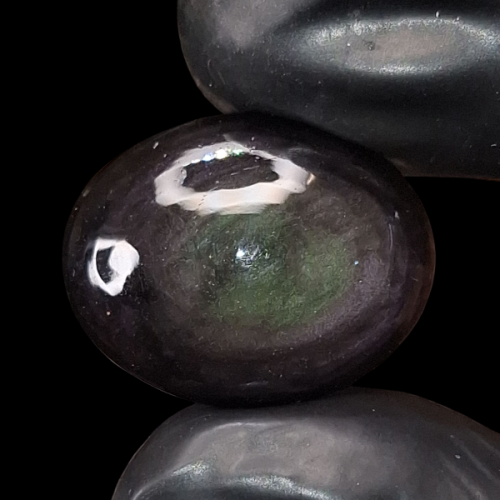 حجر اوبسيدان عين الملكة طبيعي