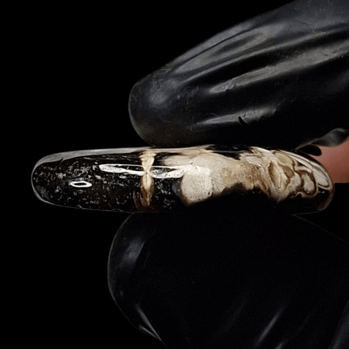 حجر عقيق بافوري طبيعي