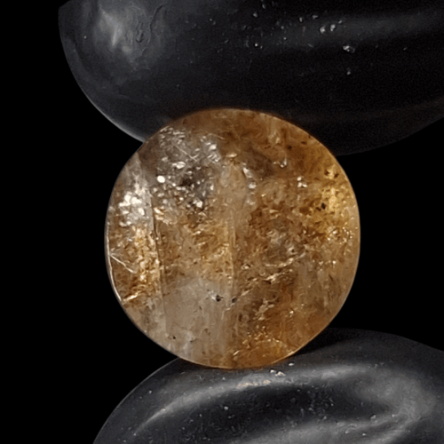 حجر الشمس الطبيعي مفحوص و موثق بشهادة مختبر