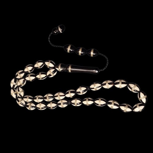 سبحة من خشب الكوك 33 خرزة تطعيم جميل