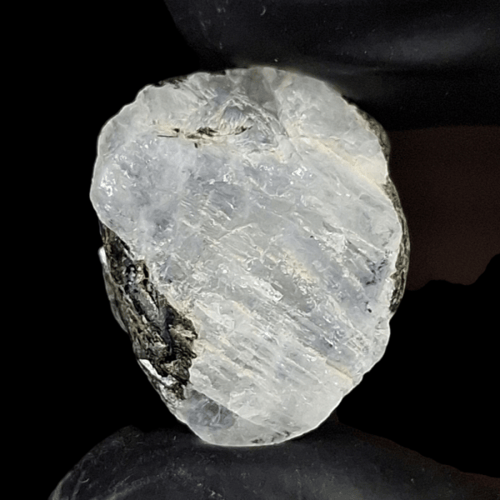 حجر القمر الخام الطبيعي