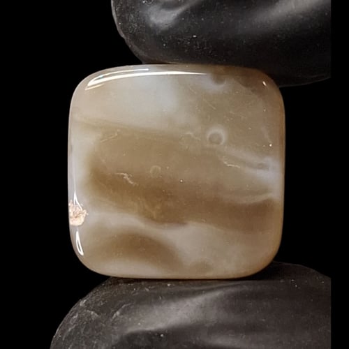 حجر عقيق سليماني طبيعي قص مربع