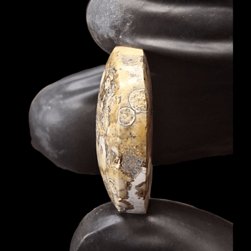 حجر عقيق داؤدي متعدد الألوان طبيعي