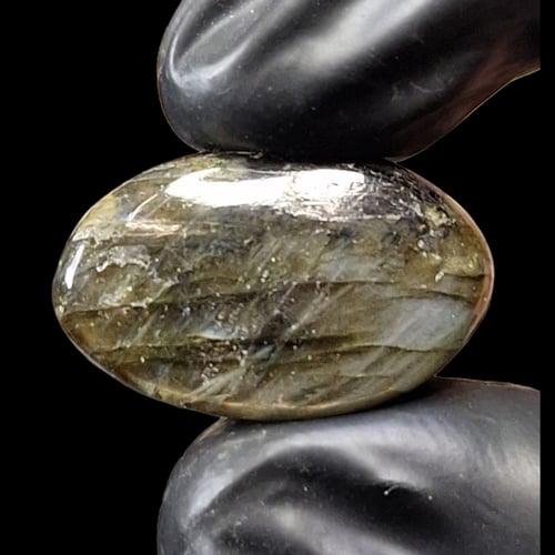 حجر طاؤوس طبيعي