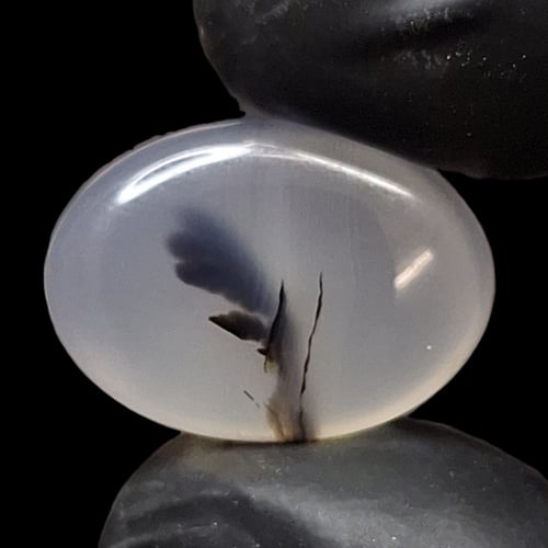 حجر عقيق شجري طبيعي