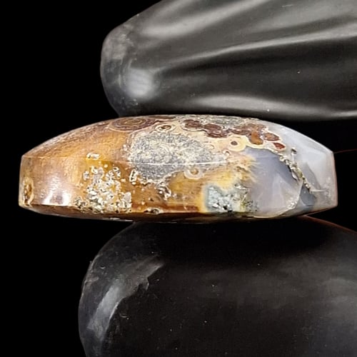 حجر عقيق داؤدي طبيعي