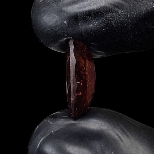 حجر هيسونايت جارنت طبيعي مفحوص و موثق بشهادة مختبر