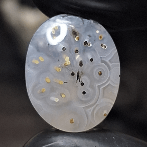 حجر عقيق طبيعي