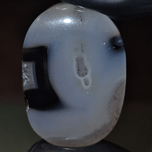 حجر عقيق طبيعي مصور مبخرة بحجم راهي مفحوص و موثق ب...