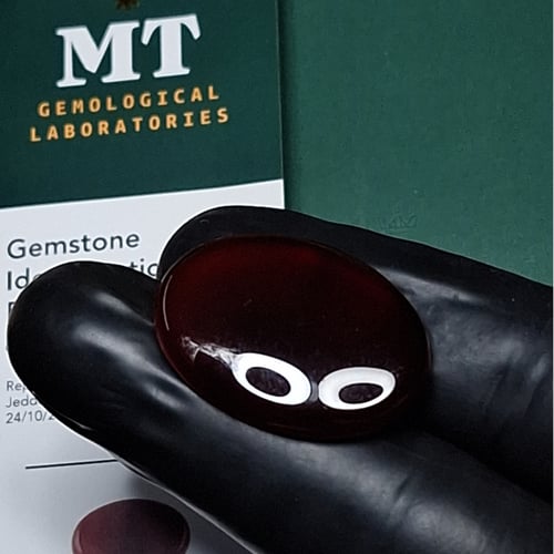 حجر عقيق كرزي رماني طبيعي مفحوص و موثق بشهادة مختب...