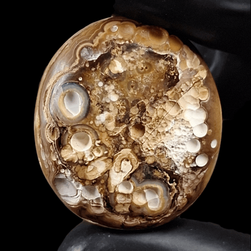 حجر عقيق بافوري مصور طبيعي حجم راهي