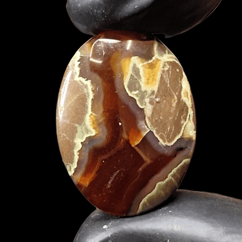 حجر عقيق خرائطي طبيعي