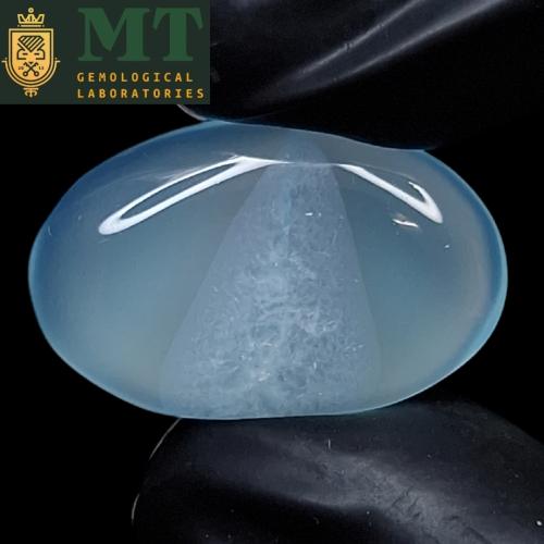 حجر عقيق ازرق سماوي ثلجي تشكيل رائع طبيعي مفحوص بش...