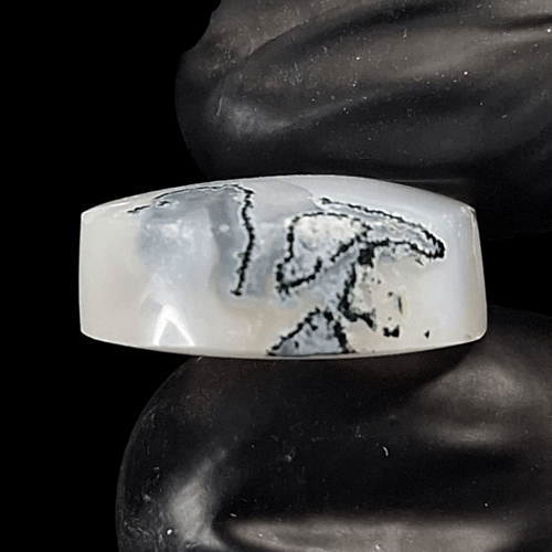 حجر عقيق ابيض كلر باند طبيعي