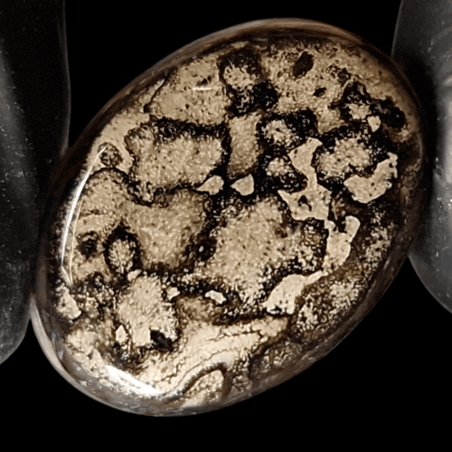 حجر عقيق بافوري طبيعي