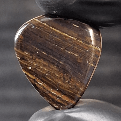 حجر ايرون تايغر طبيعي بتوهج عروق باللون الذهبي