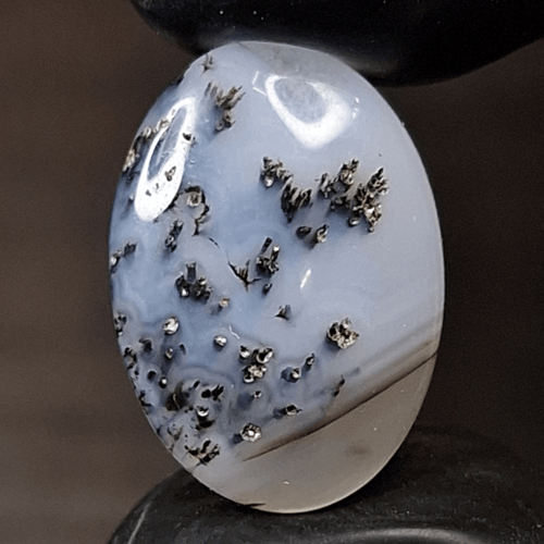 حجر عقيق شجري طبيعي