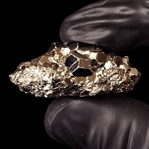 حجر معدن بيريت خام طبيعي