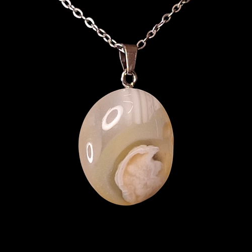 اكسسوار تعليقة حجر عقيق ورد الربيع الطبيعي