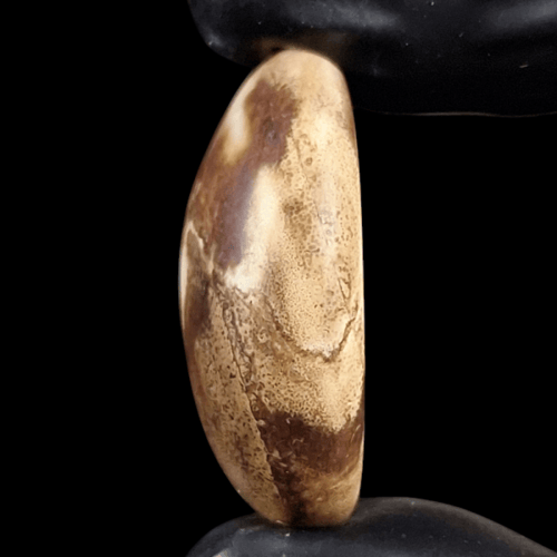 حجر عقيق بافوري مصور طبيعي