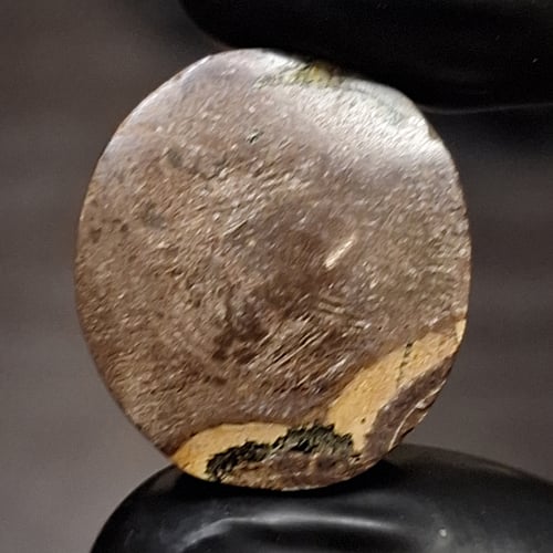 حجر عقيق داؤدي طبيعي هيئة عين