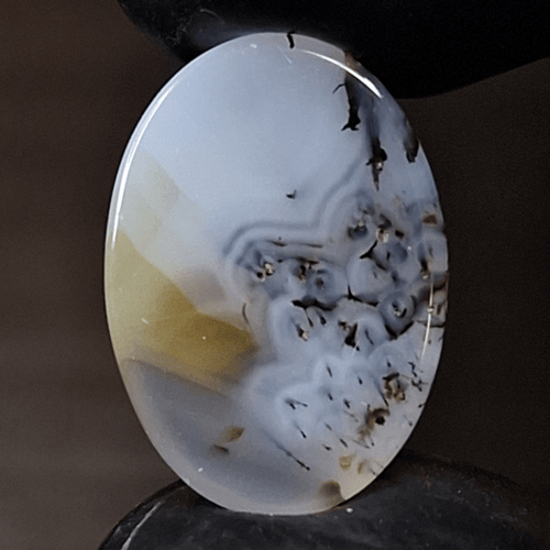 حجر عقيق شجري طبيعي